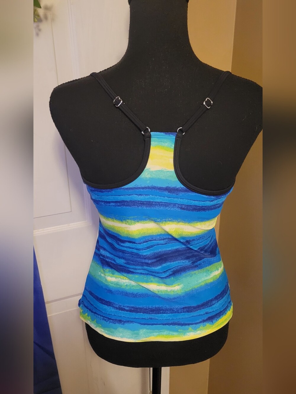 NIKE Swim Women’s Sport Tankini Top Racerback Adjustable Blue Green Stripe Sz 6 - Picture 3 of 6